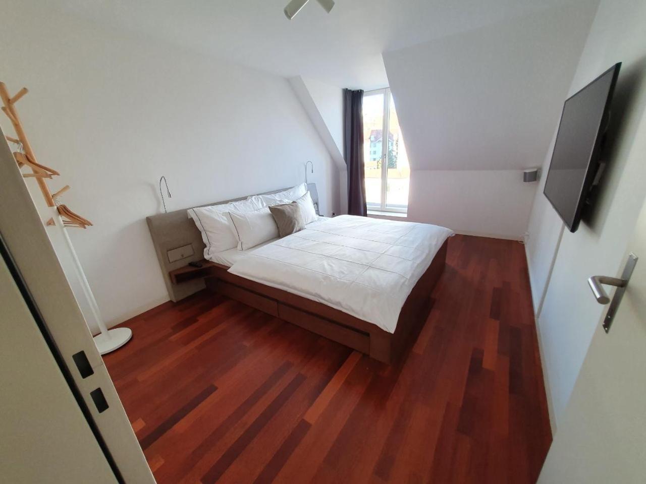 Lucerne Lake View Apartments Номер фото